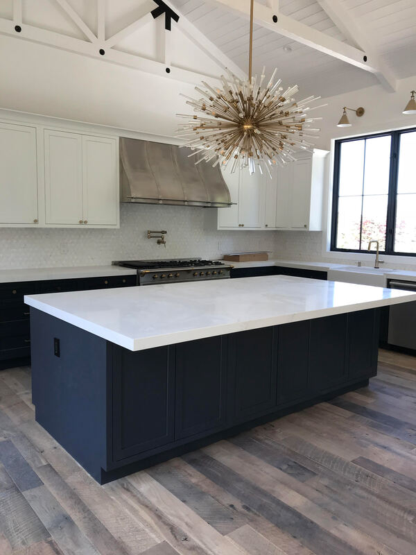 modern hillsborough ca farmhouse residence 
kitchen